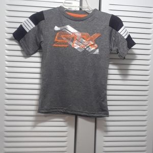 Boys Size 7 Short Sleeves Tee Shirt